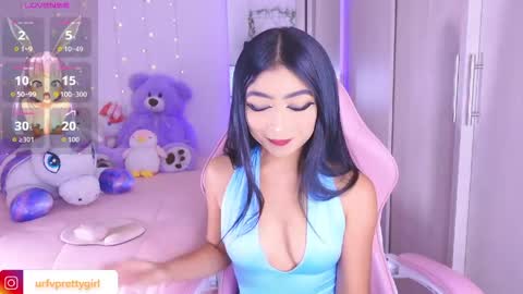 Snapshot of hazelbabee_ chatting on 05/11/26, 04:29 Lynn online show from 05/11/26, 04:29