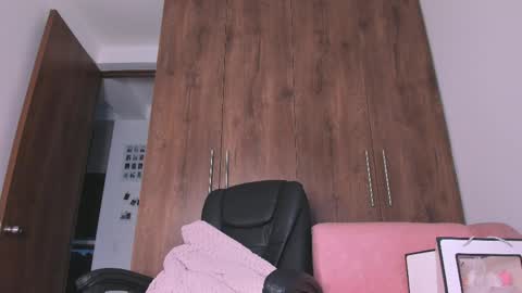 Hazel Mafia online show from 04/28/26, 10:59