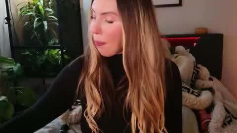 Hazeleo online show from 01/11/26, 09:20