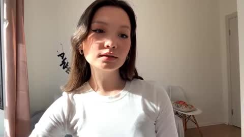 Snapshot of hazelhartshorn chatting on 05/23/26, 01:15 Kira online show from 05/23/26, 01:15