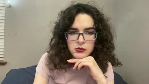 Snapshot of hazelpeppermint chatting on 02/14/26, 06:21 Hazel online show from 02/14/26, 06:21