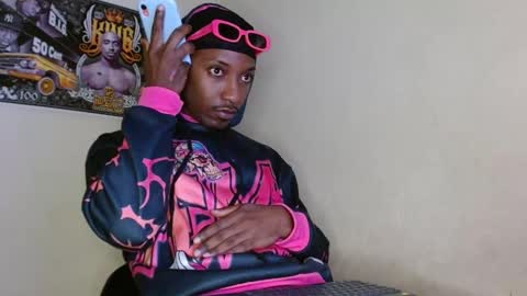 hazlan_420 online show from 09/15/25, 11:21