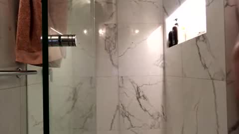 h babe online show from 09/28/25, 06:35