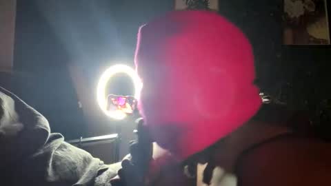 Snapshot of hbffilms chatting on 11/17/25, 01:33 hbffilms online show from 11/17/25, 01:33