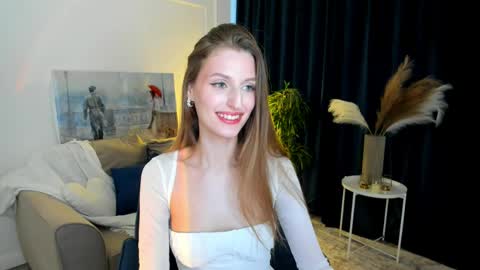 heartedlove_1 online show from 04/11/26, 04:39