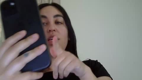 heatwavee online show from 11/12/25, 04:18