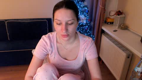 Heaven girl online show from 02/07/25, 10:09