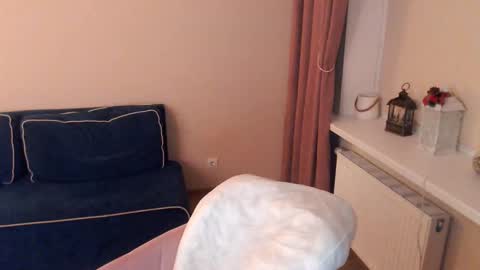 Heaven girl online show from 02/20/25, 11:43