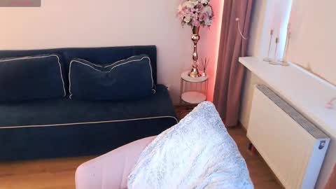 Heaven girl online show from 04/23/26, 05:04