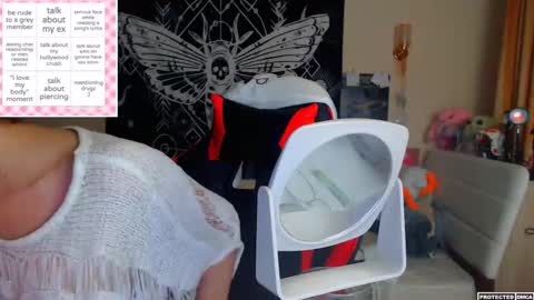 Diana online show from 10/13/25, 12:32