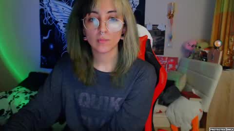 Snapshot of heavenlycreature chatting on 04/16/26, 10:34 Diana online show from 04/16/26, 10:34