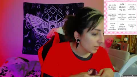 Snapshot of heavenlycreature chatting on 04/19/26, 01:38 Diana online show from 04/19/26, 01:38