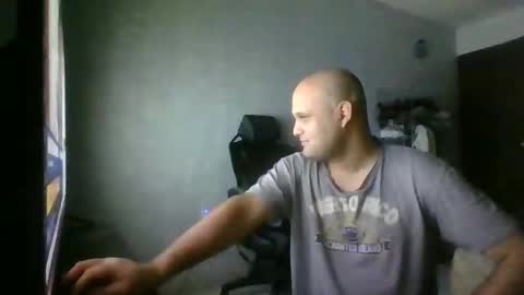 Heavy Rebell online show from 12/25/24, 07:03