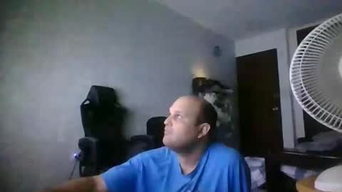 Heavy Rebell online show from 02/15/25, 09:38