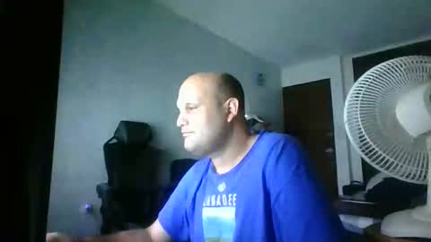 Heavy Rebell online show from 09/15/25, 04:45