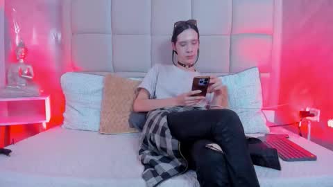 Keira Hecate online show from 11/24/25, 08:08