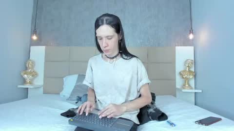 Keira Hecate online show from 07/08/26, 07:29