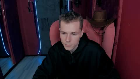 Hector online show from 11/04/25, 10:58