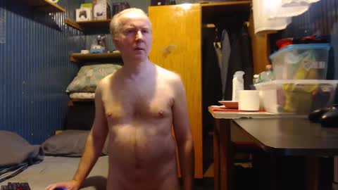 Snapshot of hedonista67 chatting on 02/27/25, 10:15 hedonista67 online show from 02/27/25, 10:15