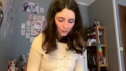 Snapshot of hedwiggrossberg chatting on 12/04/25, 11:08 Sarah online show from 12/04/25, 11:08