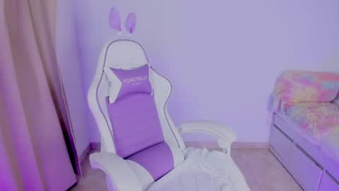 IM EMY online show from 05/06/26, 04:01