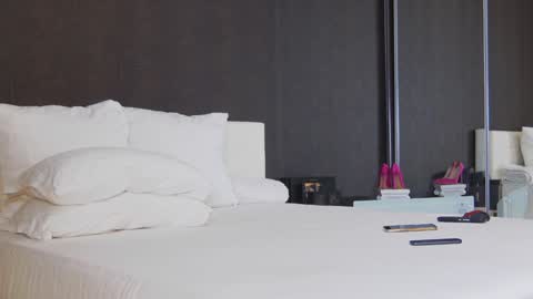 Helen online show from 01/04/25, 02:25