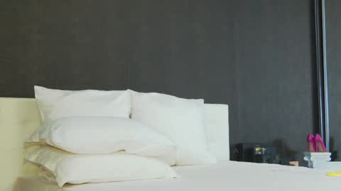 Helen online show from 01/20/25, 02:11