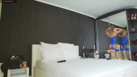 Helen online show from 11/07/25, 06:41