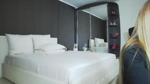 Helen online show from 04/28/26, 03:06