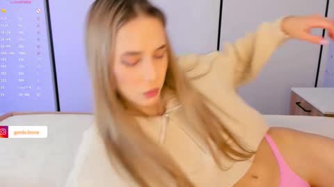 Heida online show from 02/09/25, 05:08