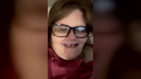 Snapshot of heidimackey2 chatting on 04/21/26, 03:13 heidimackey2 online show from 04/21/26, 03:13