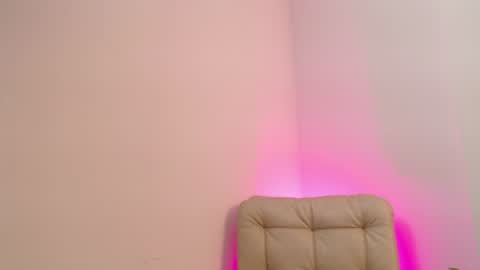 Heidi Palmer online show from 06/13/26, 02:42