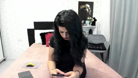 Heidi online show from 04/23/26, 02:57