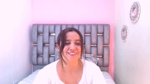 Heidy online show from 02/21/25, 06:04