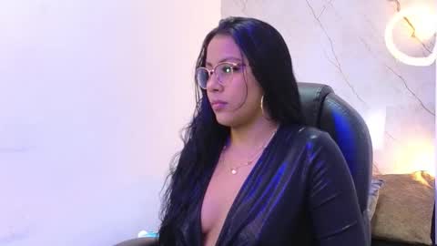 Heilyn  online show from 02/01/26, 03:27