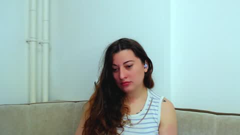 helen_adams_ online show from 12/04/24, 05:49