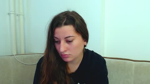 helen_adams_ online show from 01/06/25, 12:02