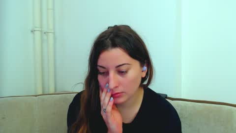 helen_adams_ online show from 01/20/25, 01:11