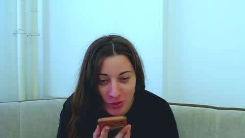 helen_adams_ online show from 02/22/25, 09:45