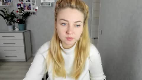 Helen sven online show from 01/13/26, 07:35