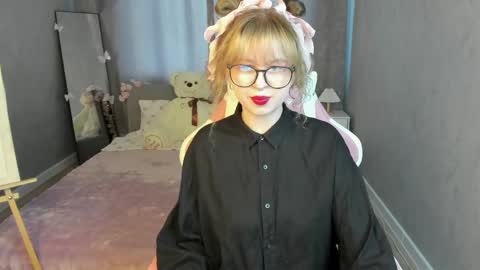 Helen Carson online show from 04/21/26, 01:18