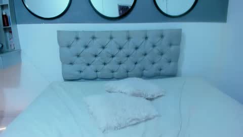 Snapshot of helen_curly chatting on 01/30/25, 03:08 helen_curly online show from 01/30/25, 03:08