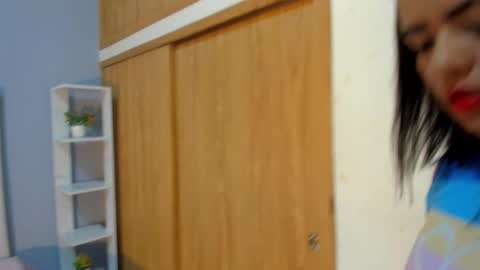 Snapshot of helen_jonesx chatting on 02/17/26, 12:01 helen online show from 02/17/26, 12:01