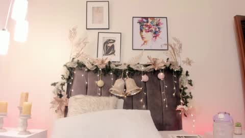 Helen  online show from 12/24/24, 05:02