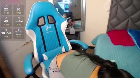 Snapshot of helen_rossy chatting on 12/05/25, 12:41 Helen online show from 12/05/25, 12:41