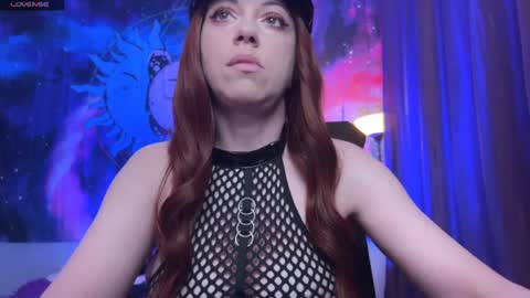 Snapshot of helena__femdom chatting on 07/12/26, 02:52 Helena online show from 07/12/26, 02:52