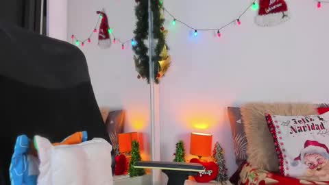 Helena Santos  online show from 12/20/25, 11:17