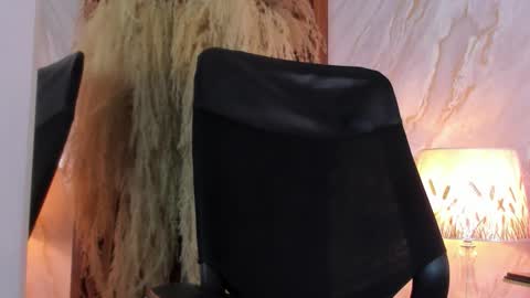 Helena Santos  online show from 03/15/26, 11:16