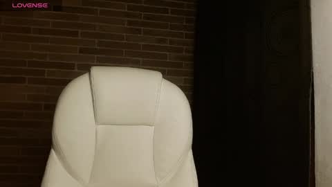  Only 18 cyrus online show from 04/25/26, 03:31