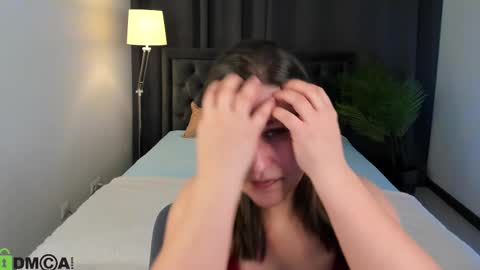 Snapshot of helenahoffmann chatting on 02/16/26, 04:19 helenahoffmann online show from 02/16/26, 04:19